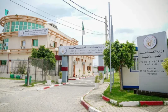 Pharmaceutical industry: 15 approved facilities for the local production of anticancer drugs-Algeria