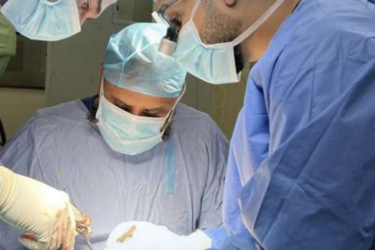 Sohar Hospital conducts first wrist ligament reconstruction surgery-Oman
