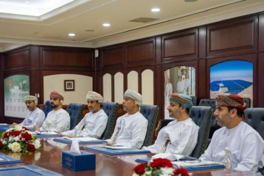 Oman, Russia explore means to strengthen economic partnerships