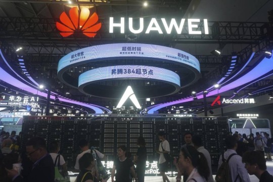 Huawei plans AI computing leap by 2027