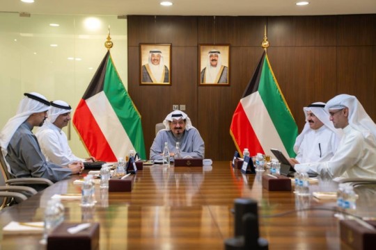 Kuwait PM chairs meeting on economic developments amid ongoing crisis