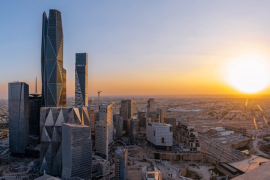 Saudi Arabia raises $2.36bn in euro bonds, including inaugural green tranche