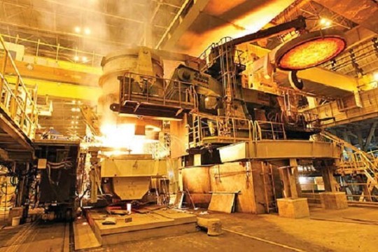 Production of Iran’s Oxin steel up 12,000 mt in March-April