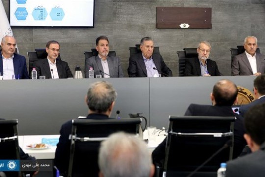 Iran security chief meets business leaders, pledges support for private sector