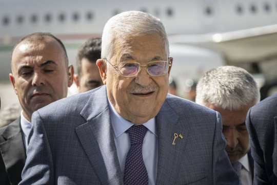 Palestine President orders the retirement of several ambassadors-Palestine