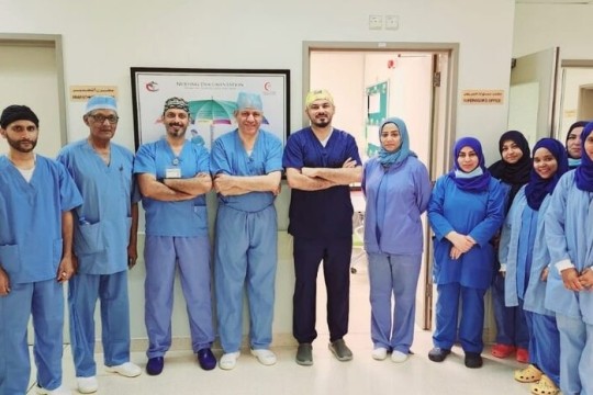 Al Nahdha Hospital conducts 4 cochlear implants under local anesthesia