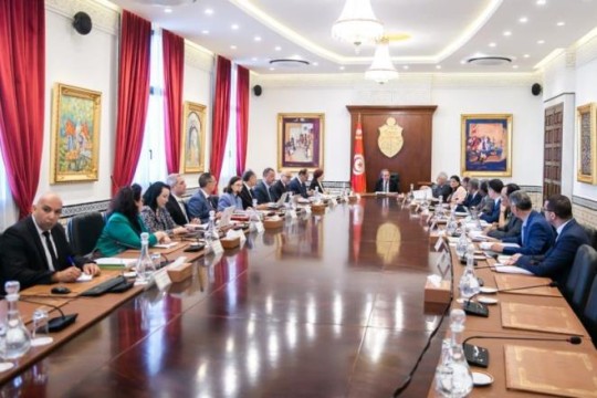 Cabinet meeting approves series of economic draft laws and decrees