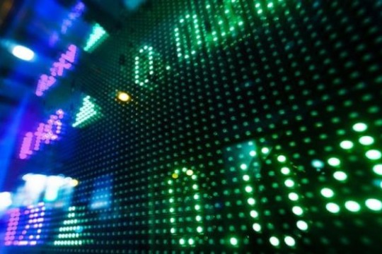 Stock market regains momentum on Thursday with 0.1% uptick -Tunisia