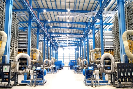 Coxabengoa launches commercial ops at 'world's largest RO plant'