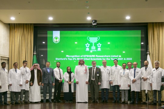 "التخصصي" يكرّم 25 عالماً ضمن قائمة ستانفورد لـ 2% من العلماء الأعلى استشهاداً بأبحاثهم