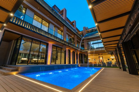 Luxury Dubai villa rents for $2.3m for two years