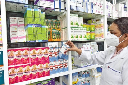 100% Omanisation targeted in private pharmacies