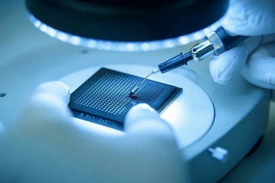 Polymatech Electronics plans $100m semiconductor plant in Bahrain