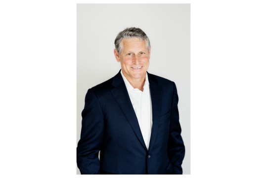 شركة Newmont تعزز فريق الإدارة بتعيين رائد الصناعة Peter Wexler في منصب كبير المسؤولين القانونيين