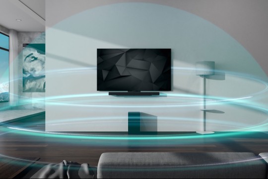 أقيموا الحفلات المذهلة هذا الصيف واستمتعوا بالأجواء الرائعة مع أصدقائكم وعائلاتكم بفضل مكبر صوت LG SC9S Soundbar